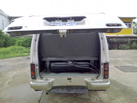 รถตู้อีซูซุ บัดดี ปี96เครื่อง1J vvti ใช้gasและน้ำมัน ออโต48000