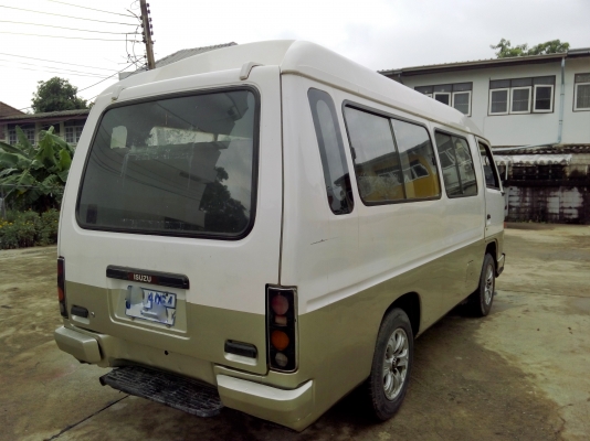 รถตู้อีซูซุ บัดดี ปี96เครื่อง1J vvti ใช้gasและน้ำมัน ออโต48000