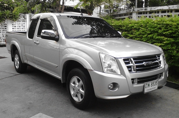 ISUZU  D-MAX PLATINUM  2.5 SLX  ปี09