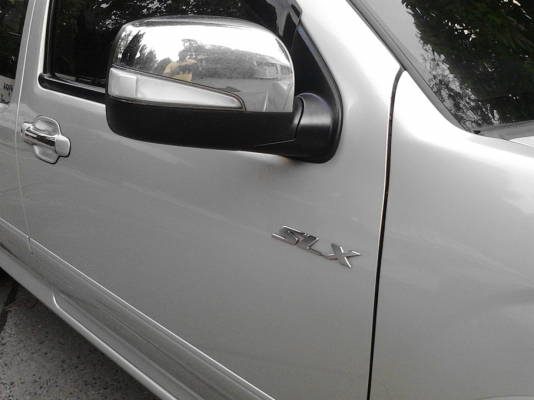 ISUZU  D-MAX PLATINUM  2.5 SLX  ปี09