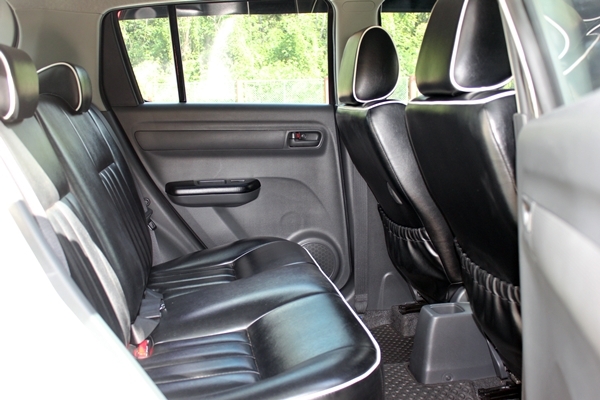 วิ่ง 4x,xxxโล ตัวTop บิดStart ชุดแต่งสปอร์ตทั้งคัน รถสวยจัดค่ะ