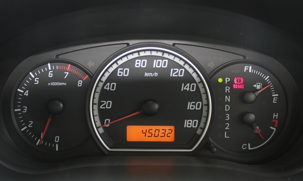 วิ่ง 4x,xxxโล ตัวTop บิดStart ชุดแต่งสปอร์ตทั้งคัน รถสวยจัดค่ะ