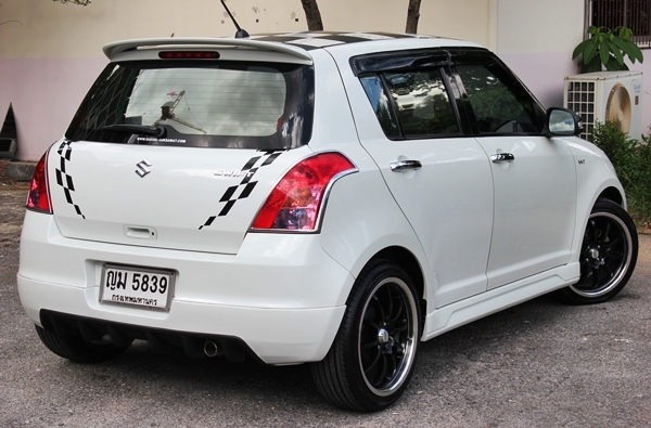 วิ่ง 4x,xxxโล ตัวTop บิดStart ชุดแต่งสปอร์ตทั้งคัน รถสวยจัดค่ะ