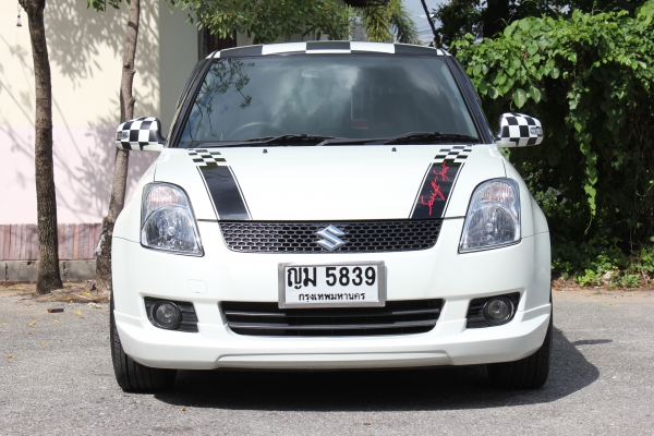 วิ่ง 4x,xxxโล ตัวTop บิดStart ชุดแต่งสปอร์ตทั้งคัน รถสวยจัดค่ะ