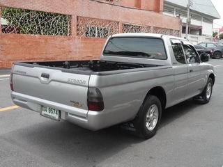 MITSUBISHI STRADA 2.5 MT 2003 รถพร้อมใช้ จัดไฟแนนซ์ได้ T.086-527-9533