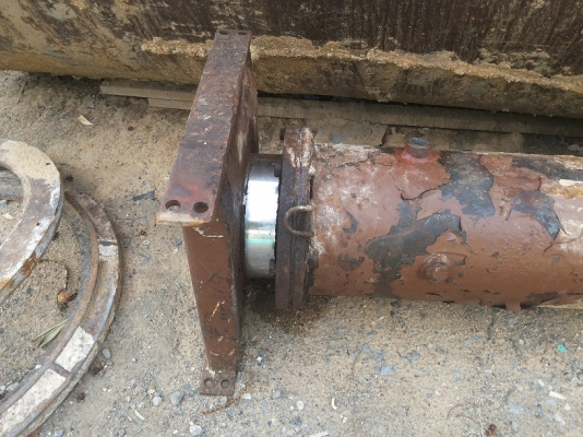 ขาย ฮ้อย ยกรถแบบกระบอกเดี่ยว สภาพสวยๆ