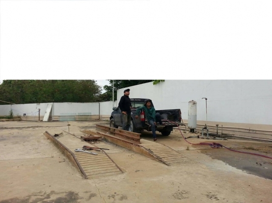 ขาย ฮ้อย ยกรถแบบกระบอกเดี่ยว สภาพสวยๆ