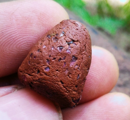 พระปิดตาเก่า เนื้อว่านผสมชานหมก ฝังพระธาตุเต็มองค์