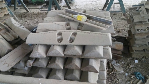 ขายแผ่นแทรกรถแทกเตอร์ D-4-H แผ่นตีนเป็ดของเก่าญี่ปุ่น แผ่นยาว 75 ช มสภาพสวย