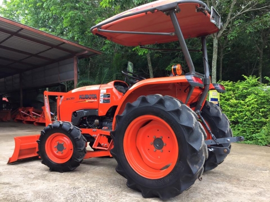ขายรถไถ Kubota L3608(4WD) พร้อมใบมีดและผานบุกเบิกช้าง รถสวยพร้อมใช้งาน ขายรถไถ Kubota L3608(4WD) พร้อมใบมีดและผานบุกเบิกช้าง รถสวยพร้อมใช้งาน