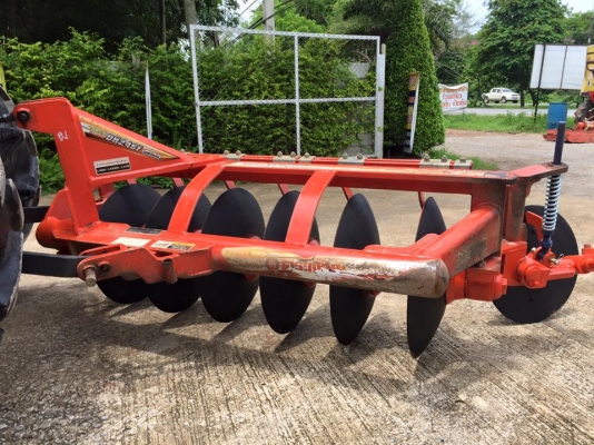 ขายรถไถ Kubota L4708SP (4WD) พร้อมใบมีดและผานพรวนช้าง24x6 รถไร่ ใช้งานน้อย สวยๆ พร้อมใช้งาน