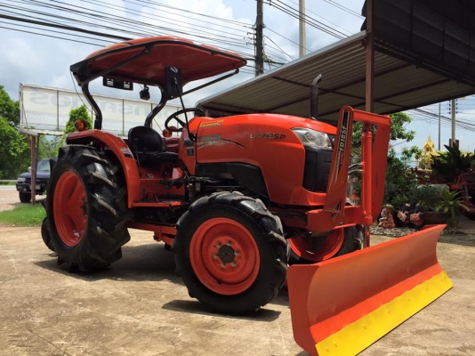 ขายรถไถ Kubota L4708SP (4WD) พร้อมใบมีดและผานพรวนช้าง24x6 รถไร่ ใช้งานน้อย สวยๆ พร้อมใช้งาน
