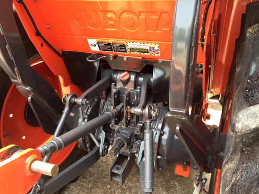 ขายรถไถ Kubota L4708SP (4WD) พร้อมใบมีดและผานพรวนช้าง24x6 รถไร่ ใช้งานน้อย สวยๆ พร้อมใช้งาน