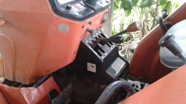 ขายตามสภาพ รถไถ 22 แรง คูโบต้าโฟวิน  ใช้งานปกติ