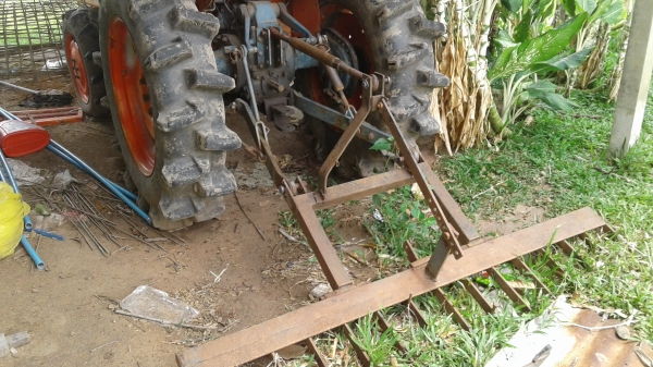 ขายตามสภาพ รถไถ 22 แรง คูโบต้าโฟวิน  ใช้งานปกติ