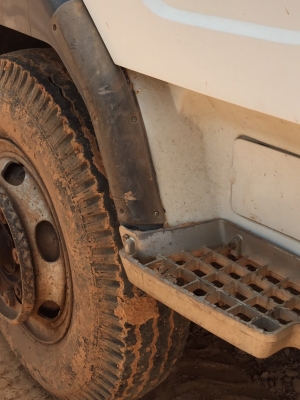 ขายด่วน 10 ล้อ หางปลา  093-4566556