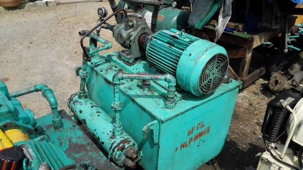 ** SOLD ** ปั้มน้ำมันไฮดรอลิค JAPAN มอเตอร์ Mitsubishi 10 HP 380V สภาพสวยพร้อมใช้งานมาเทสก่อนได้