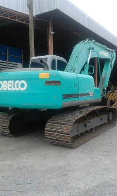 ขายรถขุด แบคโค SK200 YN10 รถสวยสภาพดีมาก ใช้งานน้อย ช่วงล่างดี เอวแน่น แอร์เย็น เอกสารถูกต้อง เล่มทะเบียนพร้อมโอน สนใจโทร 090-8588220คุณนะ 093-3258446คุณบิว หรือเข้าดูสินค้าอื่นๆได้ที่ www.narong2truck.com หรือ www.truck.in.th/498 หรือเพจFacebook ณรงค์ ซื