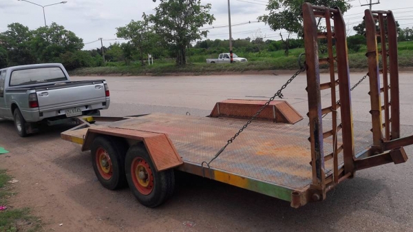 ขาย รถลากมือสอง บรรทุกรถขนาด 70 g รถเกี่ยวข้าวคูโบต้าได้ สภาพสวยมากครับ ขาย รถลากมือสอง บรรทุกรถขนาด 70 g รถเกี่ยวข้าวคูโบต้าได้ สภาพสวยมากครับ