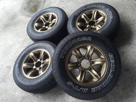 ขายล้อแม็กเล็บเหยี่ยวแท้ ISUZU พร้อมยาง ขอบ 16 ชุดละ 13,500 บาท