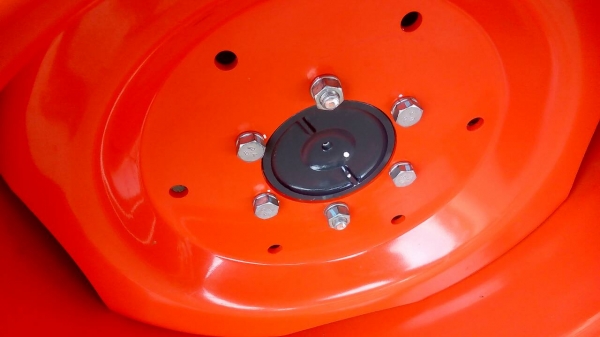 ขายรถไถคูโบต้า  KUBOTA   L 3608SP พร้อมชุดใบมีดดันหน้าคานล่าง  ผาน 5X22