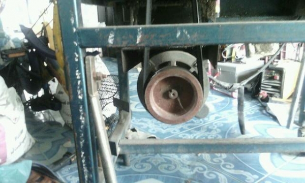 ขายเเท่นตัดอลูมิเนียมสันติ12นิ้วมือสอง