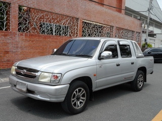 TOYOTA SPORT CRUISER 2.5 D4D MT ปี 2003 รถพร้อมใช้จัดไฟแนนซ์ได้ T.086-527-9533