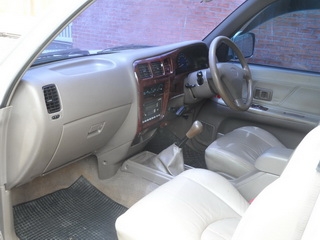 TOYOTA SPORT CRUISER 2.5 D4D MT ปี 2003 รถพร้อมใช้จัดไฟแนนซ์ได้ T.086-527-9533