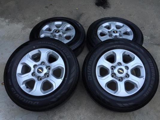 ขายล้อแม็กChevrolet ถอดป้ายแดง ขอบ16 4 ล้อ ราคา 12,500 บาท