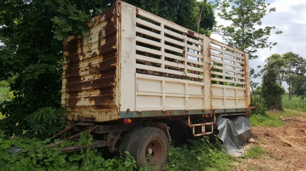 ขาย ลูกพ่วง 3 เพลา ไม่ดั้ม ยาว 6.50 เมตร อู่ ช ทวี เอกสารเล่มทะเบียนครบ ขาย ลูกพ่วง 3 เพลา ไม่ดั้ม ยาว 6.50 เมตร อู่ ช ทวี เอกสารเล่มทะเบียนครบ