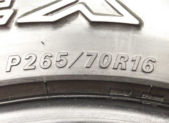 ยาง All FALKEN 265 70 16 ปี12 ดอกเต็ม ราคาไม่แพง