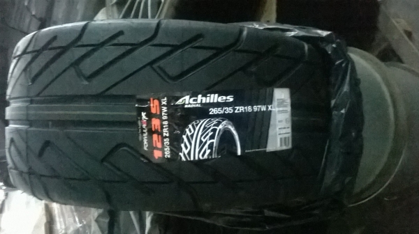 ยางใหม่ ขอบ18 ACHILLES 123S 265-35-18 ปี14 คู่8000บาท