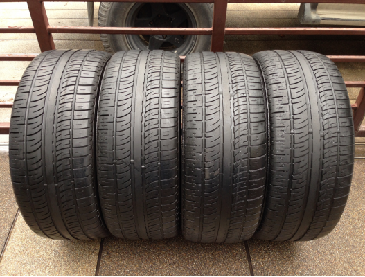 ยาง PIRELLI 255 45 20 ปี12 ดอกเยอะ ราคาไม่แพง