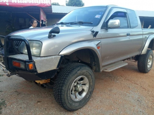 ขายรถ 4&times;4 ติดวินหน้า เครื่องดี ช่วงล่างดี ภายในสวย แอร์เย็น เอกสารถูกต้อง เล่มทะเบียนพร้อมโอน ราคา170,000 สนใจโทร 090-8588220คุณนะ 093-3258446คุณบิว หรือเข้าดูสินค้าอื่นๆได้ที่ www.narong2truck.com หรือ www.truck.in.th/498 หรือเพจFacebook ณรงค์ ซื้อ