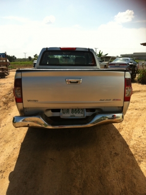 ขายรถกระบะดีแม็กเครื่อง2500ราคา350000บาทครับ