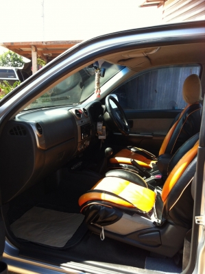 ขายรถกระบะดีแม็กเครื่อง2500ราคา350000บาทครับ