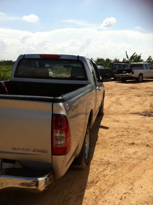 ขายรถกระบะดีแม็กเครื่อง2500ราคา350000บาทครับ