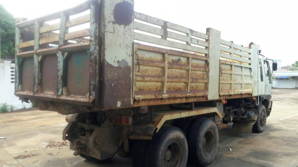 รถสิบล้อ