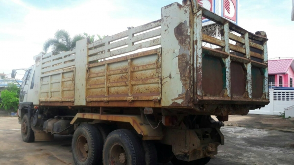 รถสิบล้อ