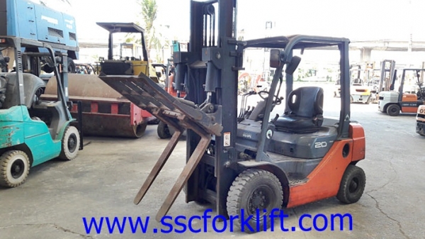 ขายรถยก TOYOTA 8FD20 งาเทได้