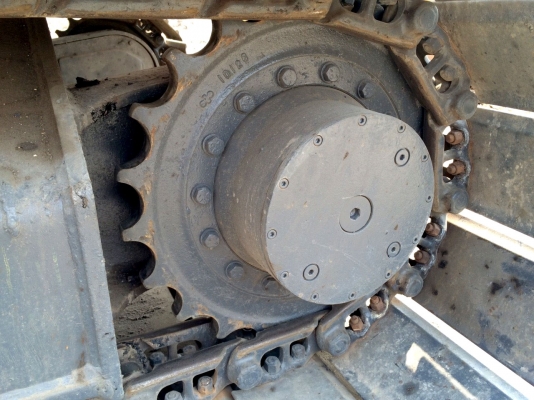 รถแบคโฮ KOMATSU PC130-7 จากญี่ปุ่น (เจ้าของขายเอง) รถแบคโฮ KOMATSU PC130-7 จากญี่ปุ่น (เจ้าของขายเอง)