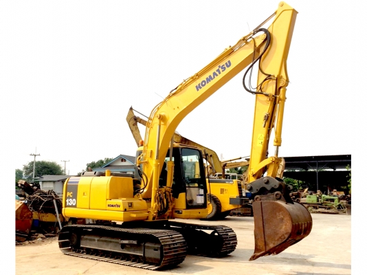 รถแบคโฮ KOMATSU PC130-7 จากญี่ปุ่น (เจ้าของขายเอง) รถแบคโฮ KOMATSU PC130-7 จากญี่ปุ่น (เจ้าของขายเอง)