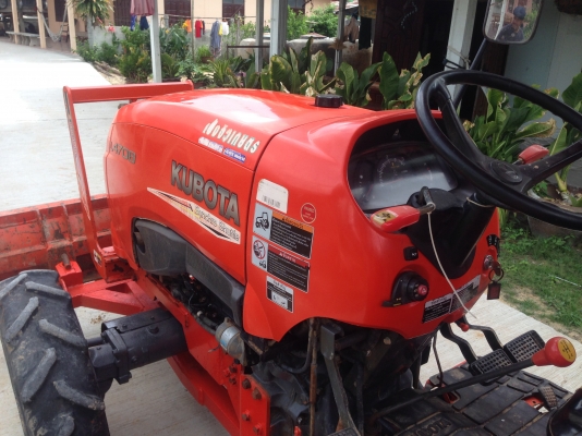 รถไถ KUBOTA L4708 (ราคา375,000 บาท) มีภาพวีดีโอ พร้อมอุปกรณ์ 2 รายการ ผานดันหน้า ผานหลัง รถสวยสภาพ พ