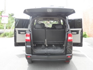 SUZUKI APV 1.6 AUTO ปี 2005 รถพร้อมใช้ จัดไฟแนนซ์ได้  APV 1.6 AUTO ปี 2005 รถพร้อมใช้ จัดไฟแนนซ์ได้ T.086-527-9533