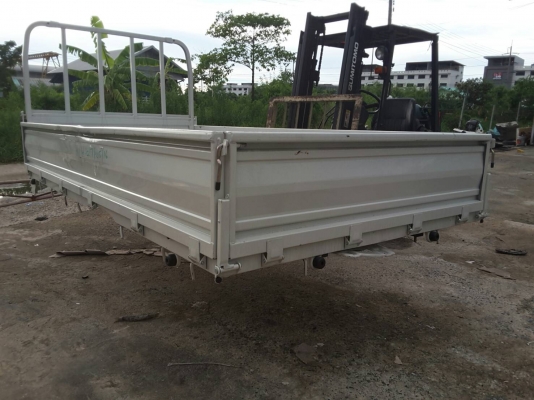 ขายกระบะของใหม่ใส่รถสี่ล้อกลางกว้าง 1.70 x3เมตร(มีตำนิที่ขอบกระบะตอนขนย้าย)ของนอกขาย 16000บาท