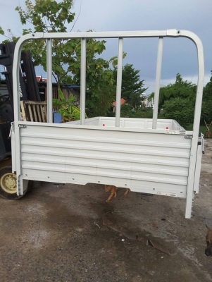 ขายกระบะของใหม่ใส่รถสี่ล้อกลางกว้าง 1.70 x3เมตร(มีตำนิที่ขอบกระบะตอนขนย้าย)ของนอกขาย 16000บาท