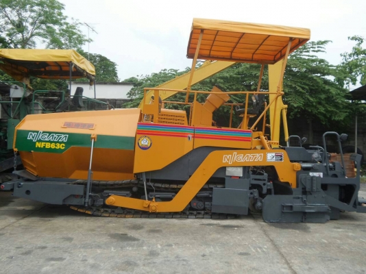 รถปูยาง NIGATA NFB63C ปูใด้ 6เมตร พร้อมใช้งาน เอกสารเล่มทะเบียน