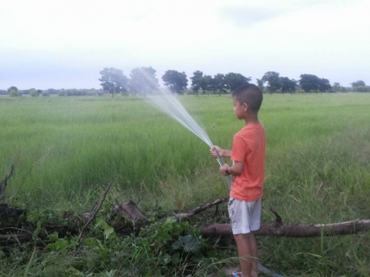 ปั้มน้ำไดโว่ใช้แบต12v.ท่อ1นิ้วตัวเป็นสแตนเลส มีคลิปทดสอบ