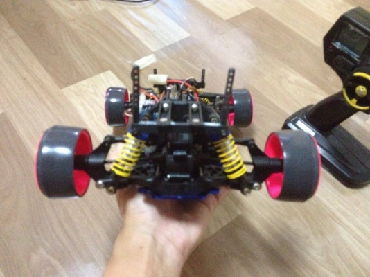 ขายรถบังคับ Drift รีโมทดิจิตอลHL สภาพใหม่ ชุดไฟใช้ใด้หมด แบตเดิม ล้อDrift เป็นของใหม่RS D-zero แถมล้อเดิมติดรถ (ขาดทีชาร์ตแบตกับเสารีโมท) ก็เล่นใด้เลย ราคา2000บาท โทร0924462525โส กทม ขายรถบังคับ Drift รีโมทดิจิตอลHL สภาพใหม่ ชุดไฟใช้ใด้หมด แบตเดิม ล้อDrift เป็นของใหม่RS D-zero แถมล้อเดิมติดรถ (ขาดทีชาร์ตแบตกับเสารีโมท) ก็เล่นใด้เลย ราคา2000บาท โทร0924462525โส กทม