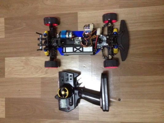 ขายรถบังคับ Drift รีโมทดิจิตอลHL สภาพใหม่ ชุดไฟใช้ใด้หมด แบตเดิม ล้อDrift เป็นของใหม่RS D-zero แถมล้อเดิมติดรถ (ขาดทีชาร์ตแบตกับเสารีโมท) ก็เล่นใด้เลย ราคา2000บาท โทร0924462525โส กทม